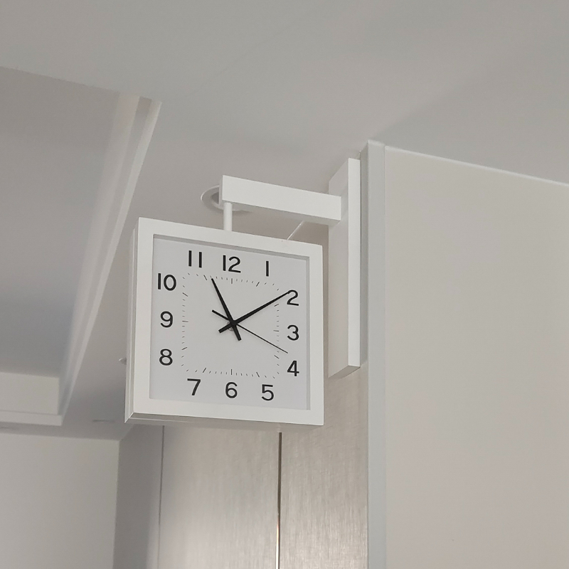 Houten Dubbelzijdige Wandklokk - Japanese Living Lifestyle recensie en prijs